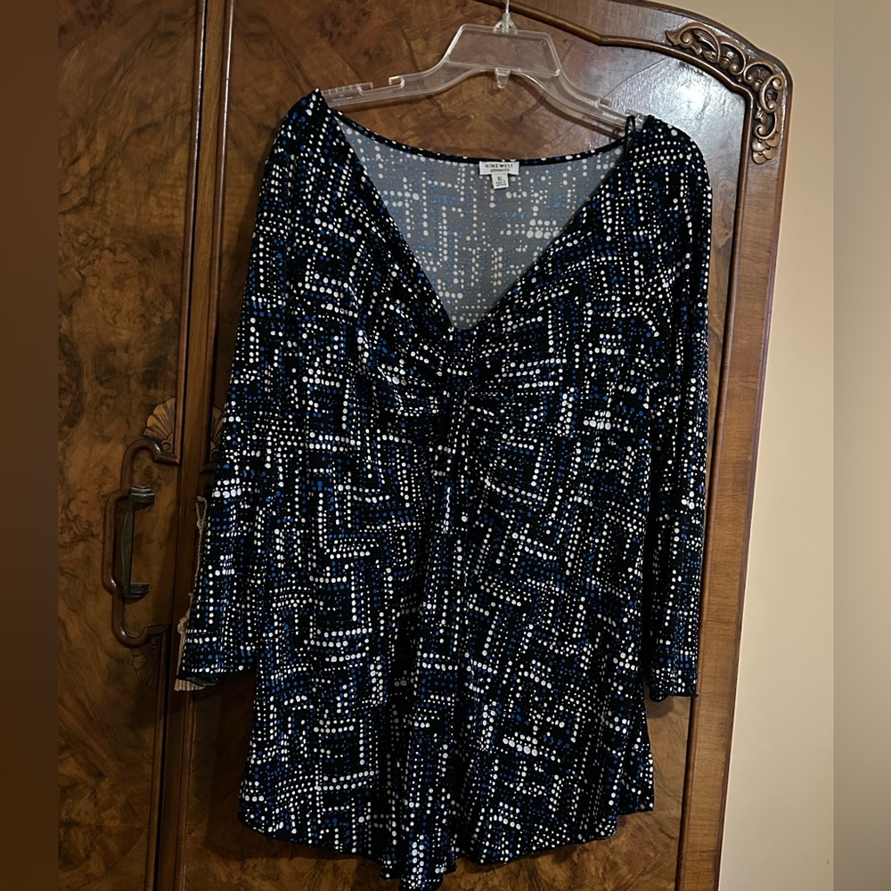 Nine West XL tunic top